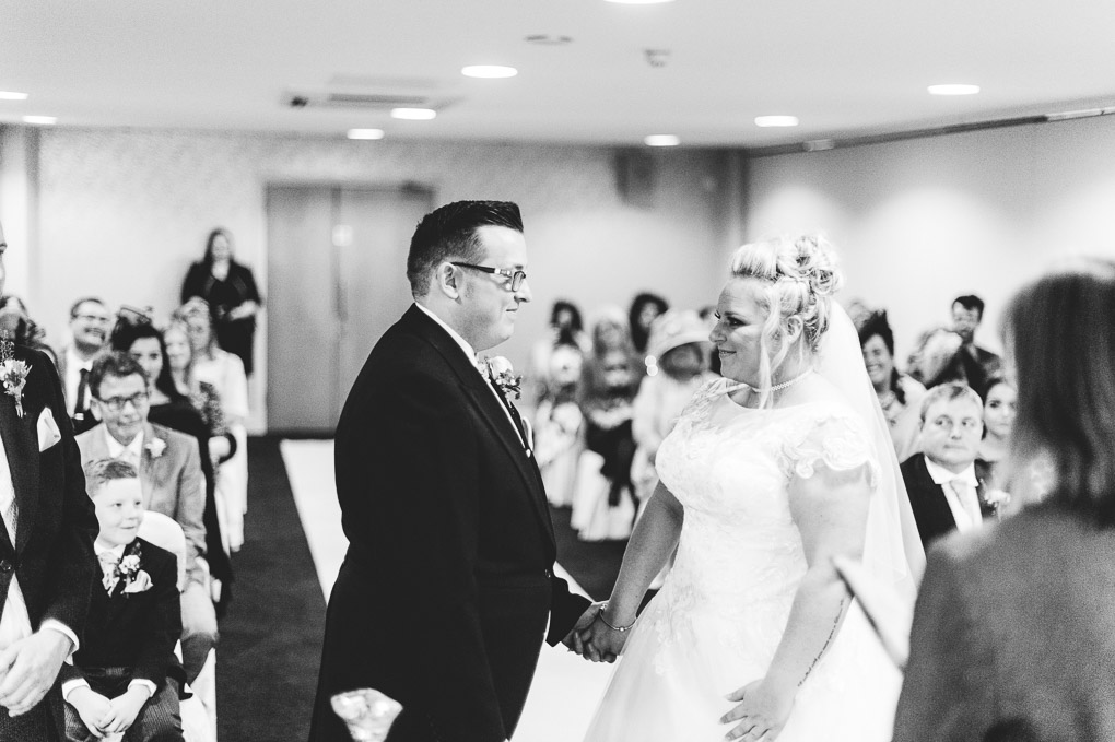  - WEB-GibbWedding-038.jpg